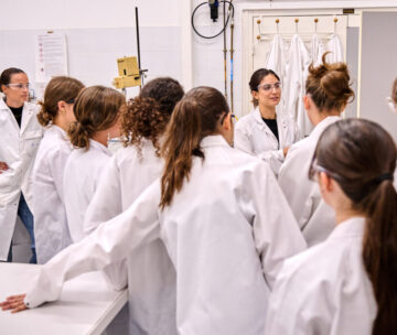 Summer Camp 2025 100% féminin: sciences, découvertes et amitiés sous le soleil de Sophia Antipolis