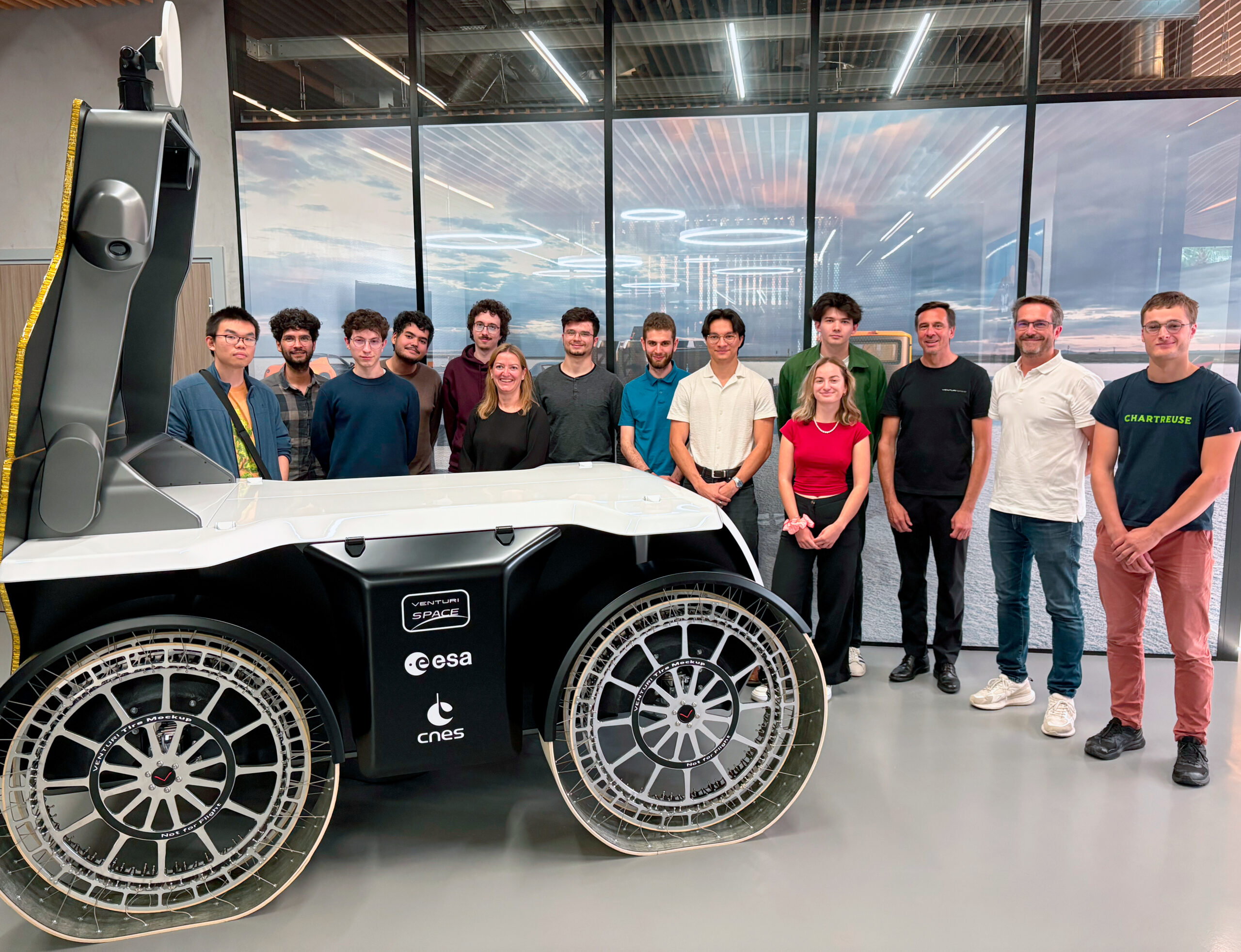 Training engineers in theory and practice: students in the Mechanics & Materials program immerse themselves in industrial innovation