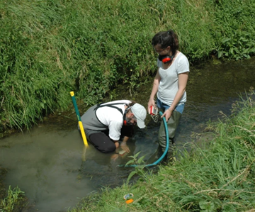 MOLONARI: Diving into the heart of rivers to understand invisible water