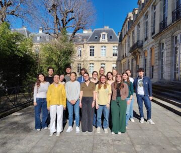 Encouraging scientific vocations from high school onwards: the new “Education” division of the féMINistes! association